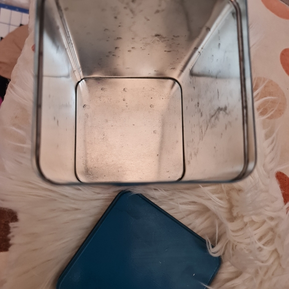 Nestle Toll House Limited Edition Cookie Tin - Picture 4 of 5